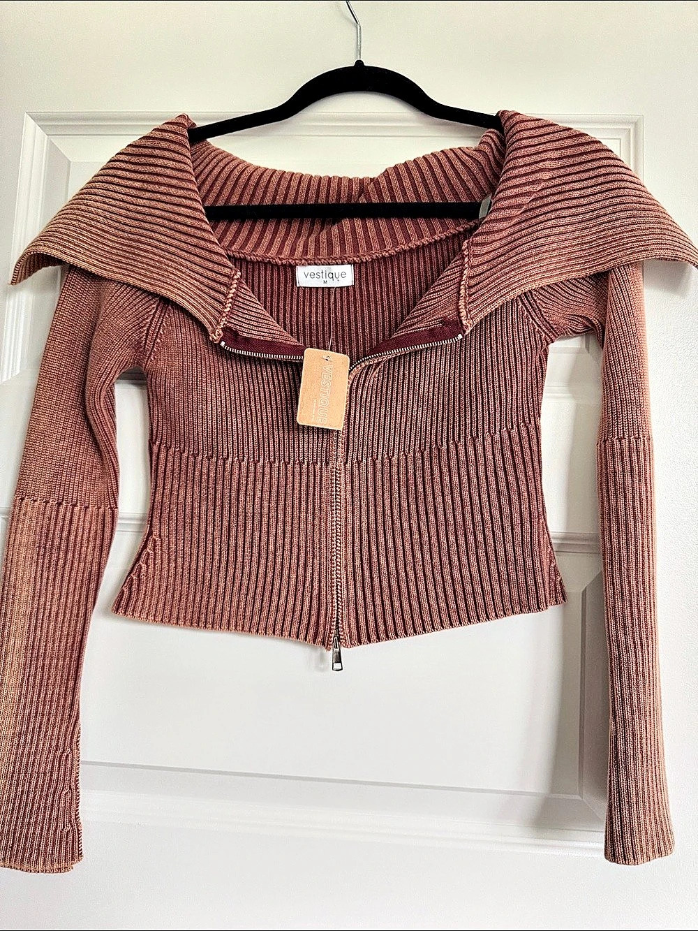 Vestique Striped Off-Shoulder Top in Brown & Pink Size Medium NWT
